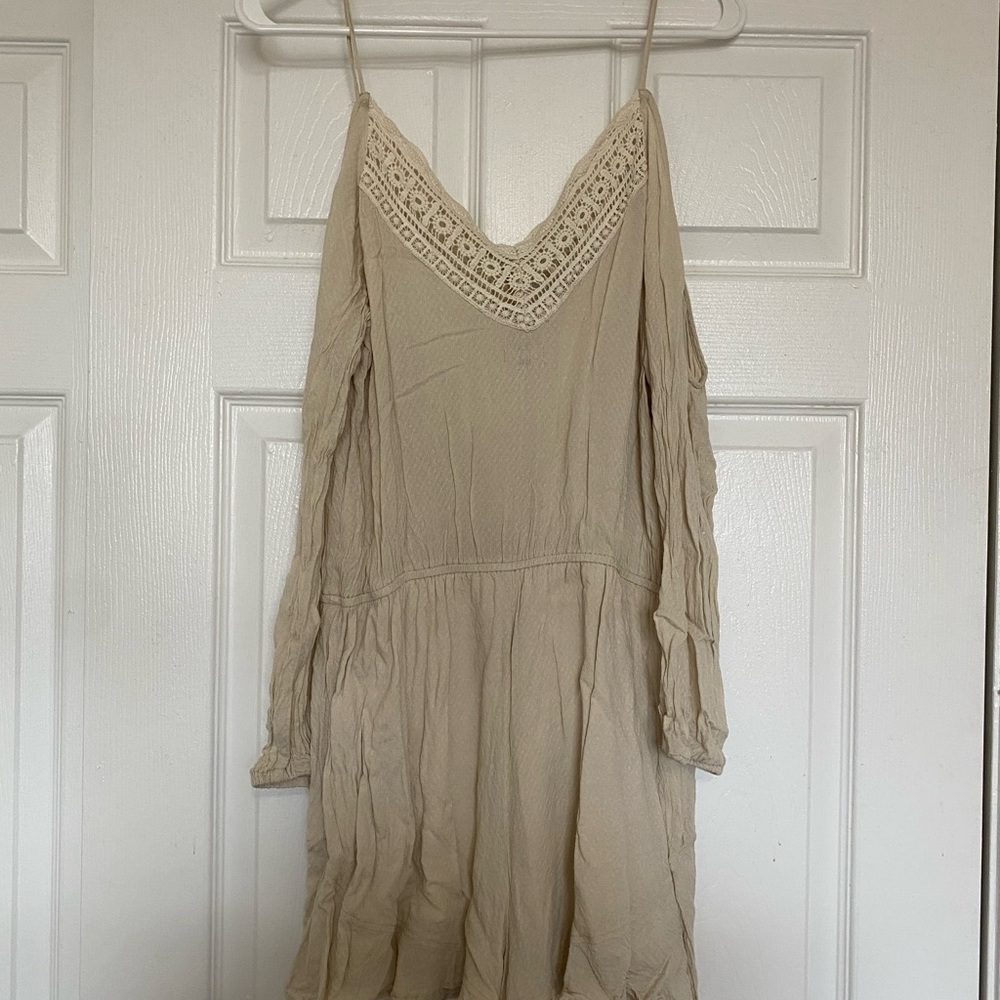 Romper - Picture 3 of 4